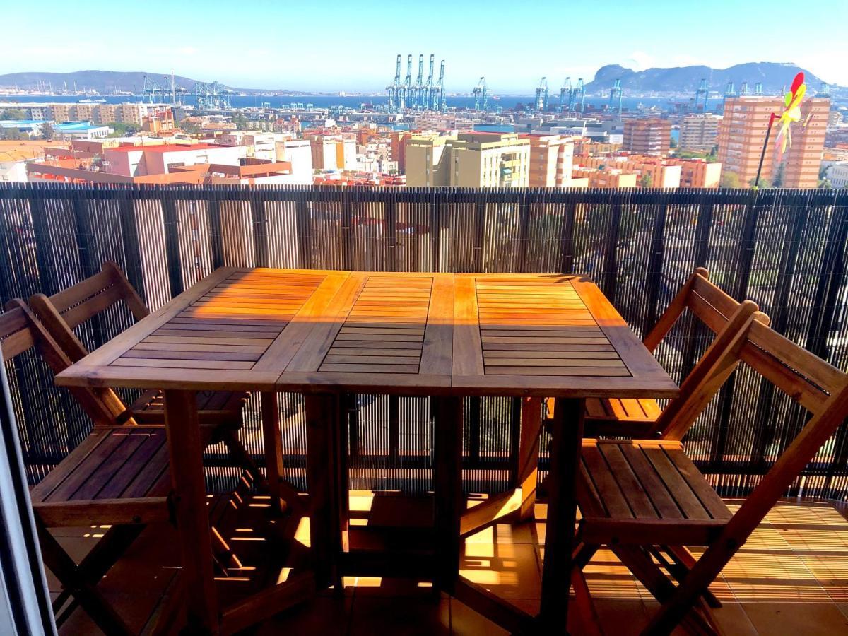 Piso Semicentrico Con Vistas A La Bahia De Algeciras Apartman Kültér fotó